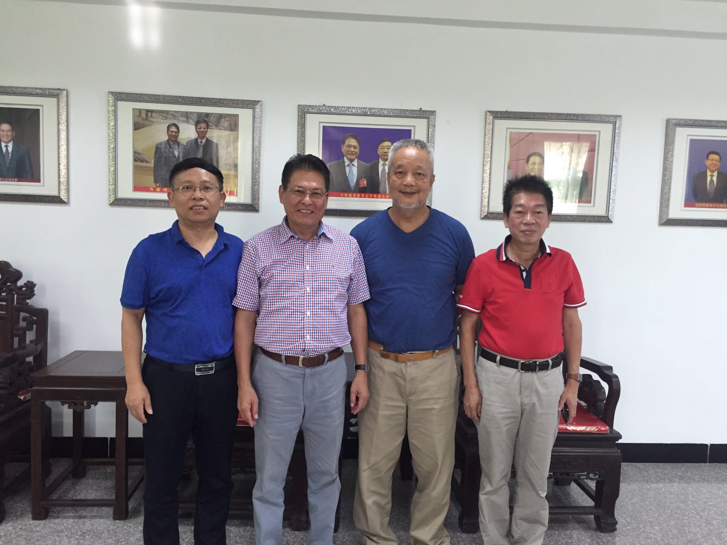 與臺商協(xié)會(huì)楊榮輝會(huì)長會(huì)面